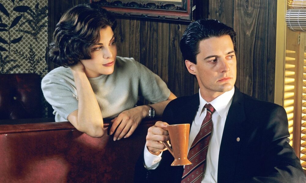 Dale Cooper et Audrey Horne dans le diner de Twin Peaks, scène emblématique de la série de David Lynch