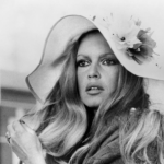 Portrait de Brigitte Bardot, icône du cinéma français, symbole de liberté et muse des années 60