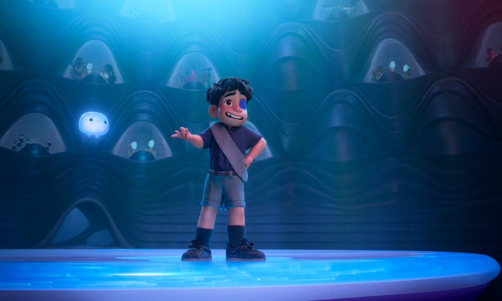 Elio découvre le Communiverse dans le film d’animation Pixar Elio
