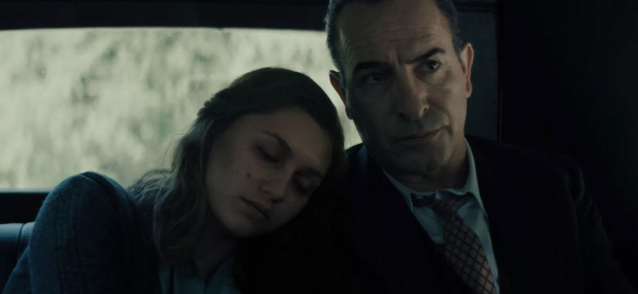Jean Dujardin et Nastya Golubeva dans Les Rayons et les Ombres de Xavier Giannoli
