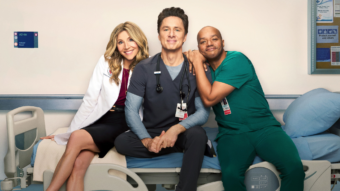 Zach Braff, Donald Faison et Sarah Chalke réunis dans la saison 10 de Scrubs à l’hôpital Sacré-Cœur