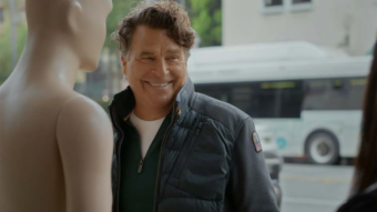 Paul Rhoades interprété par Harrison Ford dans la saison 3 de Shrinking sur Apple TV+