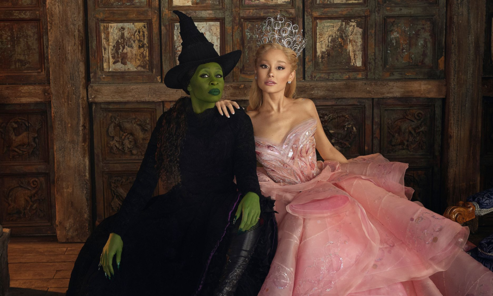 Elphaba et Glinda dans le film Wicked avec Cynthia Erivo et Ariana Grande